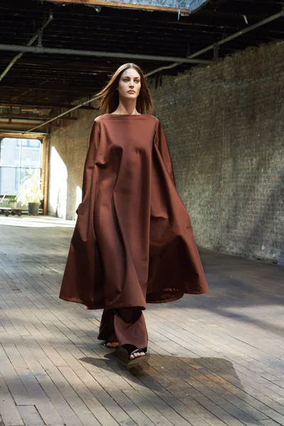 Look 4
